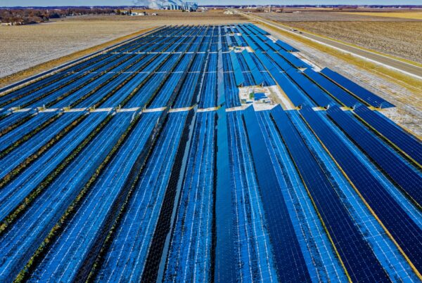 5 Motivos para você conhecer uma Usina Solar